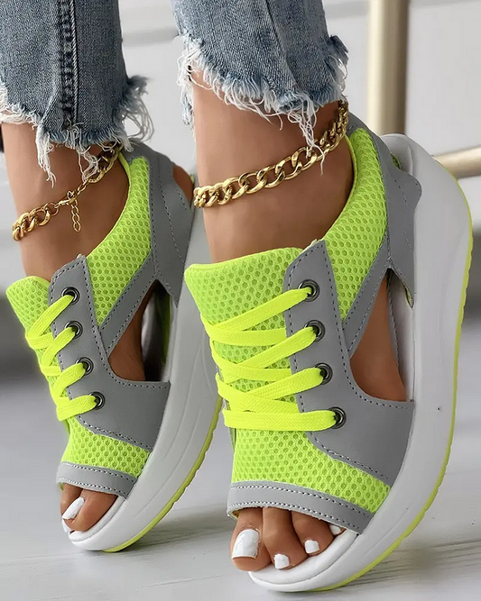 CONTRAST PANELED CUTOUT LACE-UP MUFFIN SANDALS