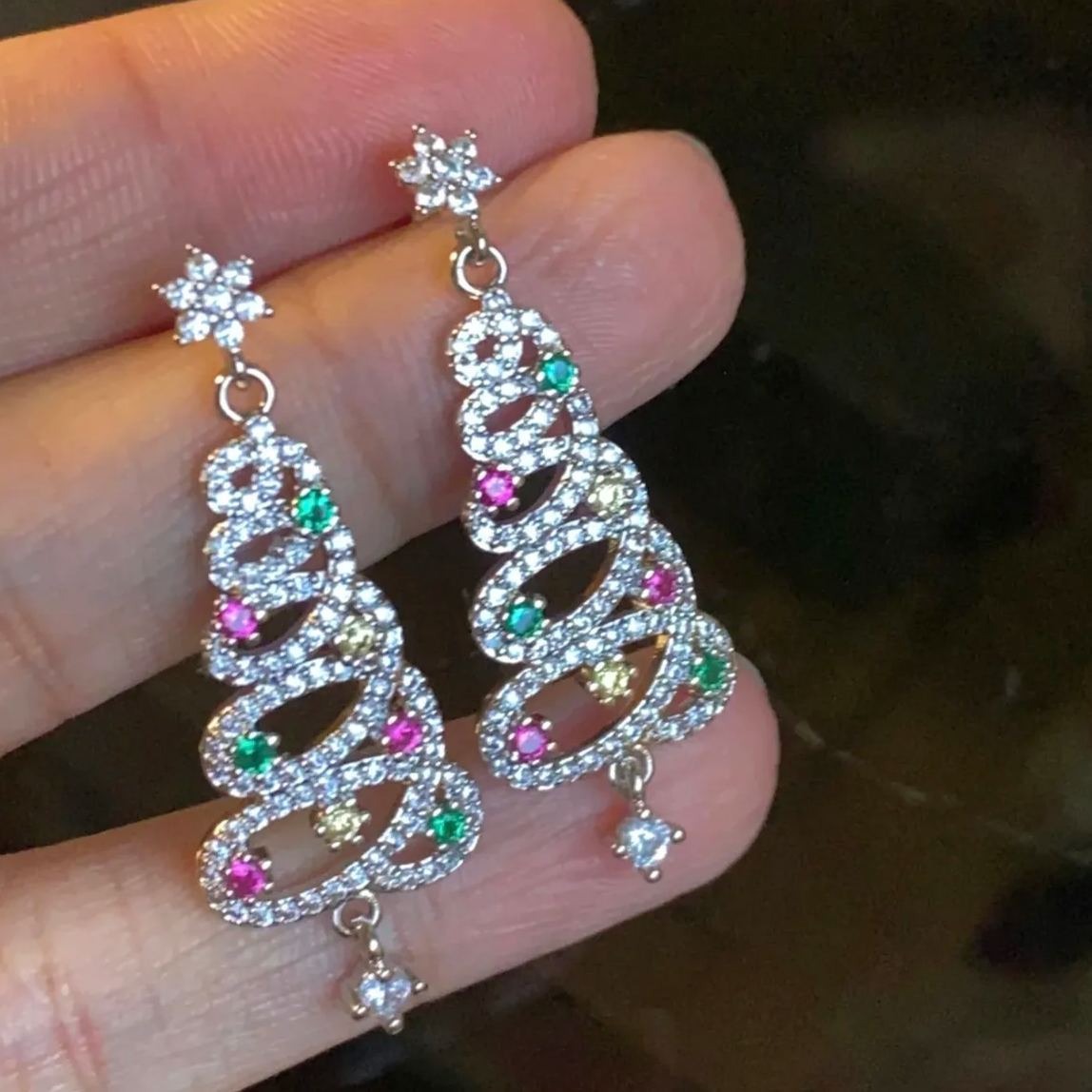 🔥Summer Hot Sale🌊 Shiny Christmas Tree Earrings