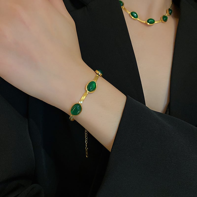 Emerald necklace earrings bracelet-3PCS