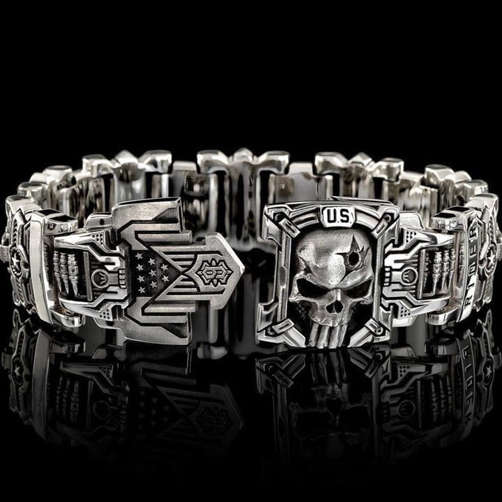 Armed Forces Destiny Struggle Skull Interlock Silver Bracelet
