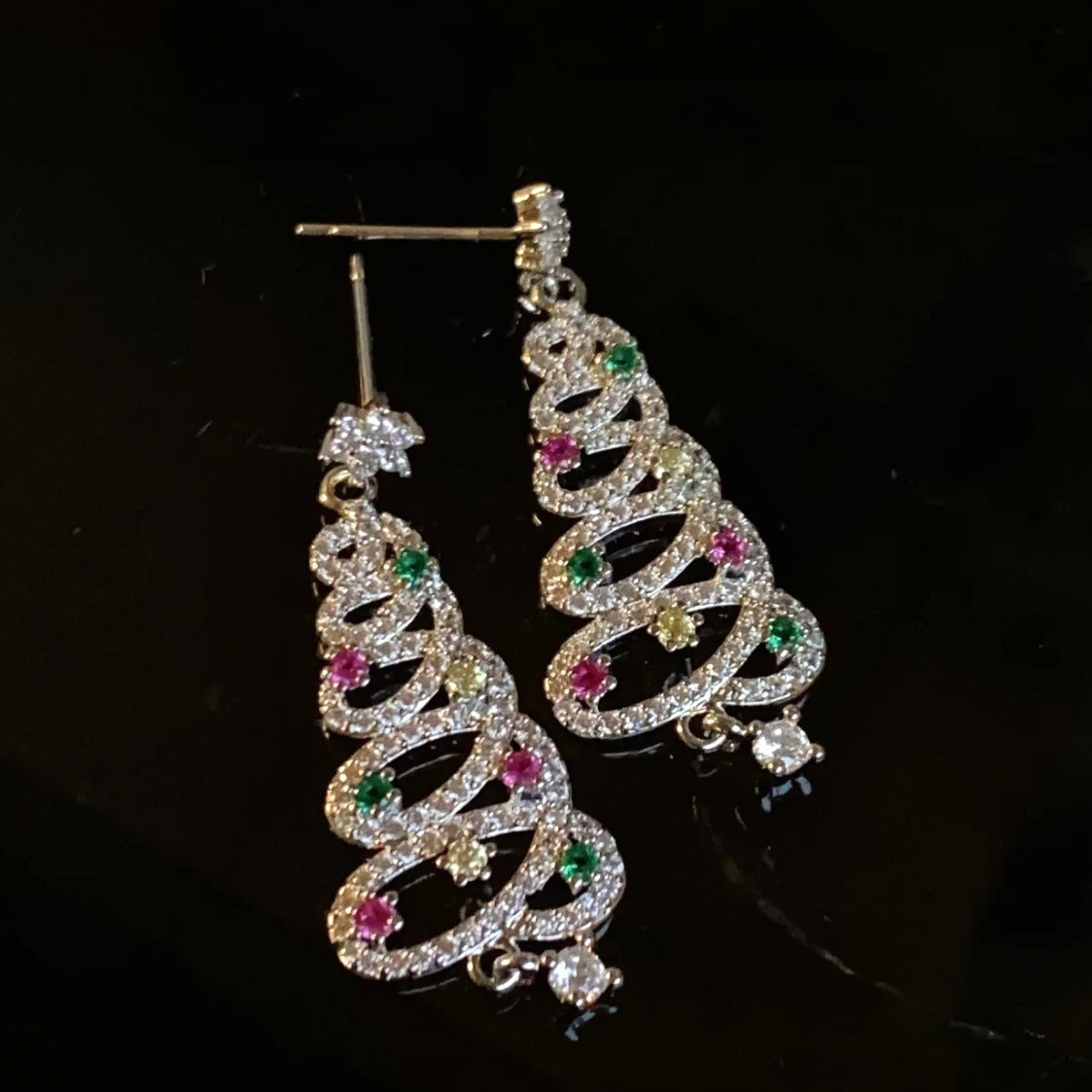 🔥Summer Hot Sale🌊 Shiny Christmas Tree Earrings