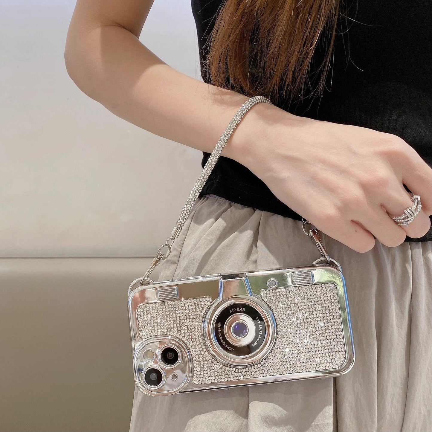 Applicable to iPhone camera diamond mobile phone case Apple 14plus rhinestone high-end wristband bracelet