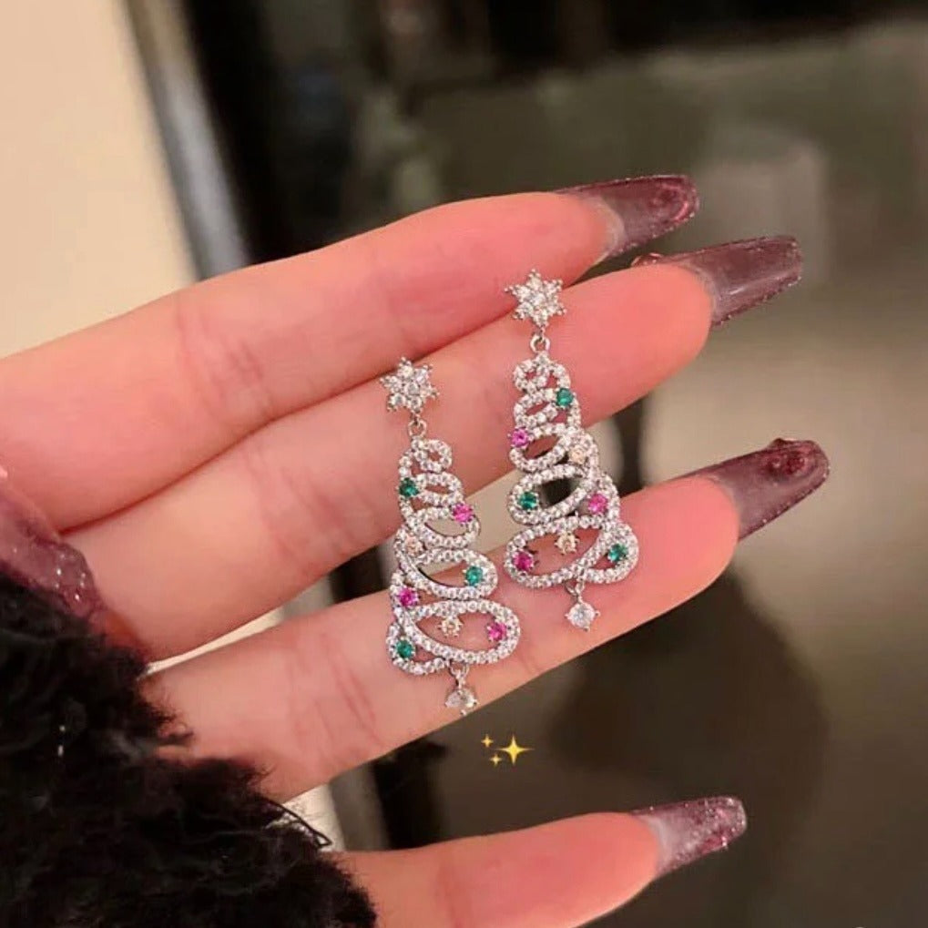 🔥Summer Hot Sale🌊 Shiny Christmas Tree Earrings