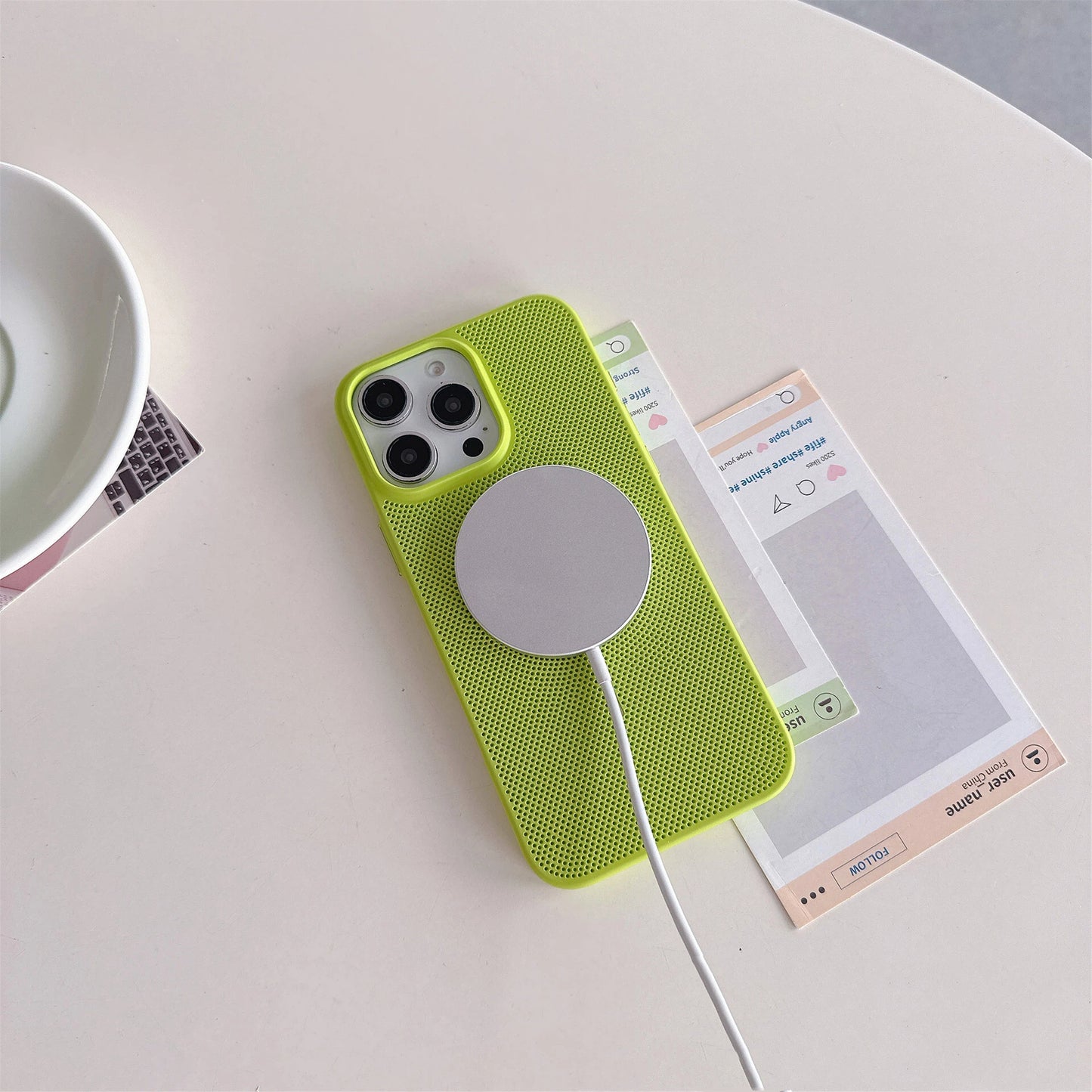 Heat dissipation breathable ultra-thin case for iPhone