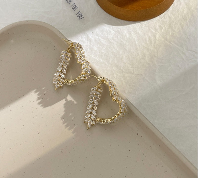 💐Mother's Day Pre-sale💝14K Gold-Plated Exquisite Crystal Heart Wheat Earrings