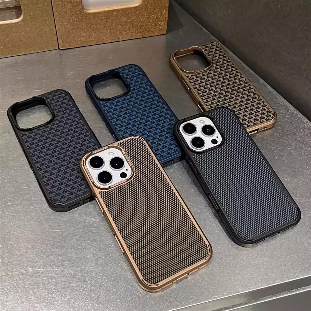 Carbon Fiber Pattern Magnetic Suction Metal Lens Anti-Fall Protection Case
