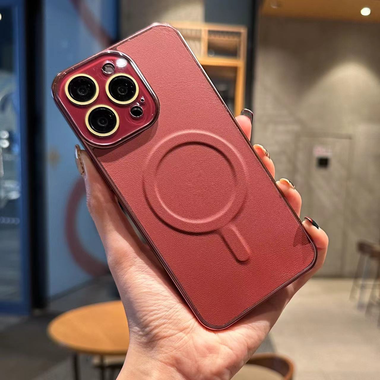 Eagle-eye Magnetic Leather Phone Case