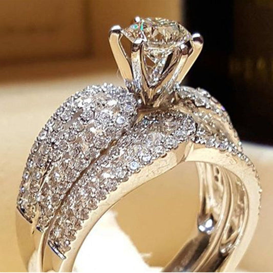 Sparkling Diamond Engagement Ring Set