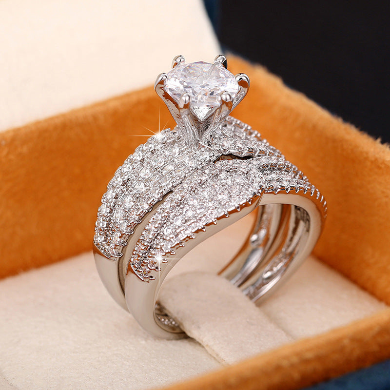 Sparkling Diamond Engagement Ring Set