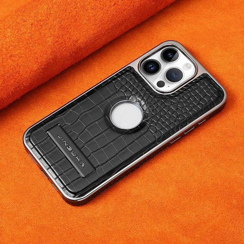 Suitable for 15proMax advanced crocodile pattern magnetic charging mobile phone case