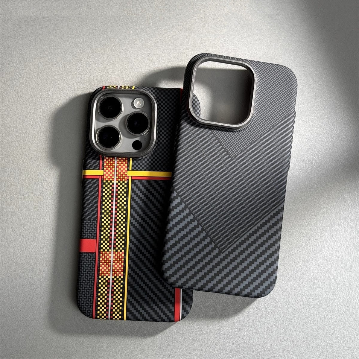 Premium Carbon Fiber Texture Case with Striking Lines