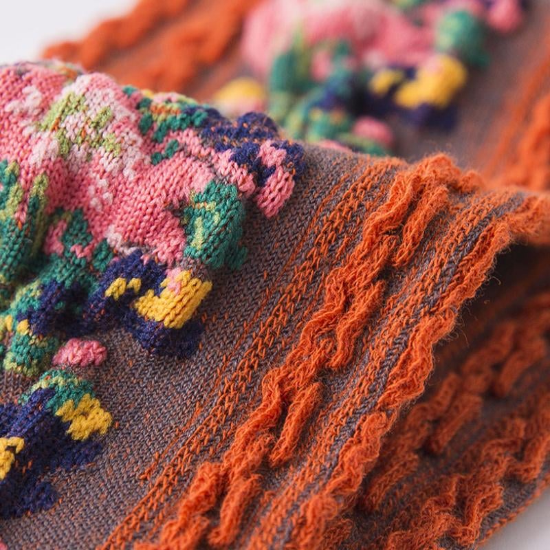 🔥🔥(5 pairs)Vintage style socks with embroidered flowers