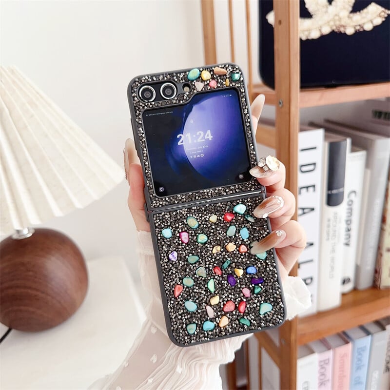 Specially designed for Samsung Galaxy Z Flip 3/4/5/6 phone case, flash diamond style, unique appearance