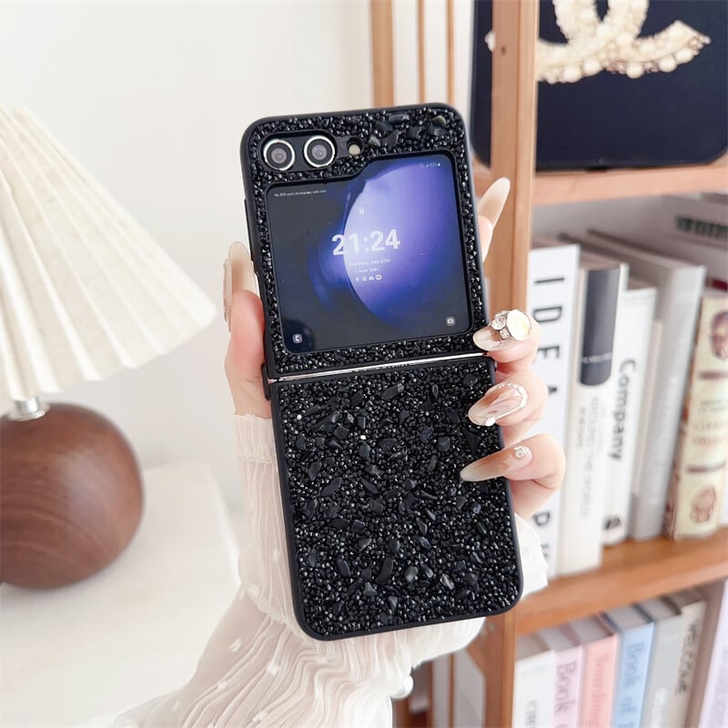 Specially designed for Samsung Galaxy Z Flip 3/4/5/6 phone case, flash diamond style, unique appearance