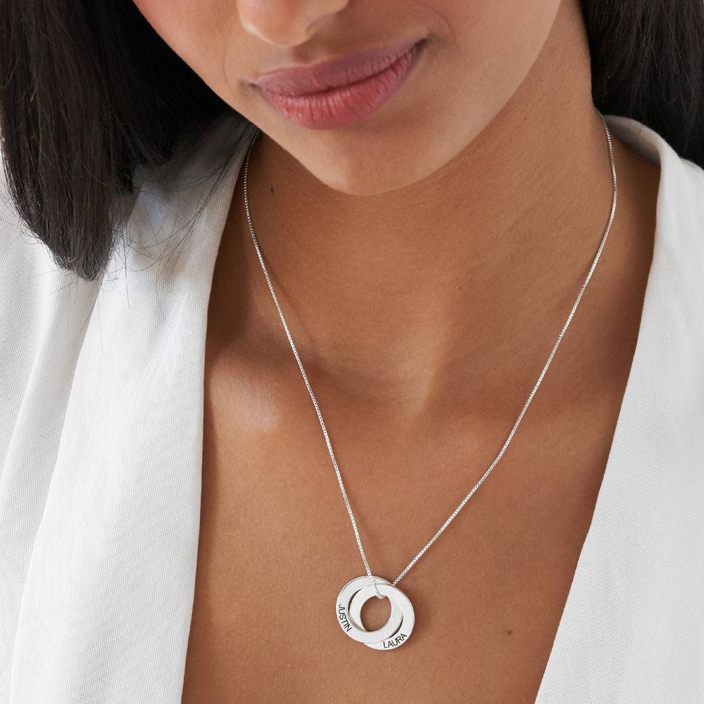 Minimalist Personalized Interlocking Circle Necklace