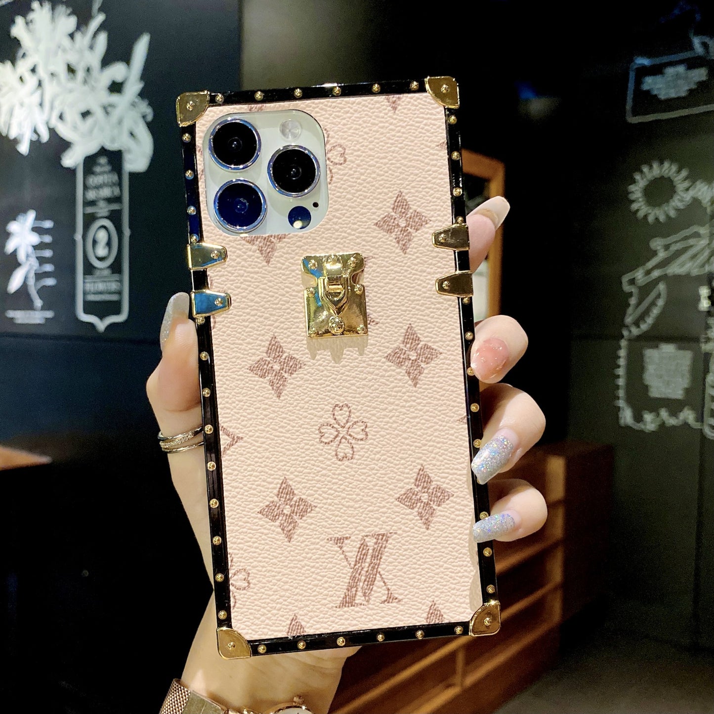 Foreign trade big brand square trendy classic LV brand leather texture mobile phone case