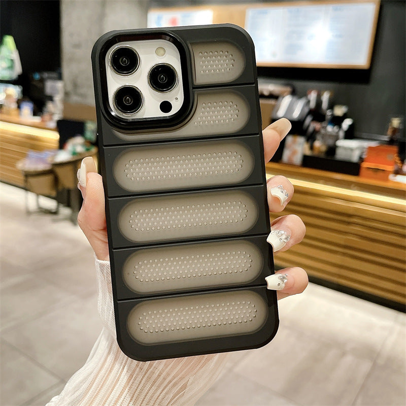 Frosted heat dissipation breathable silicone phone case