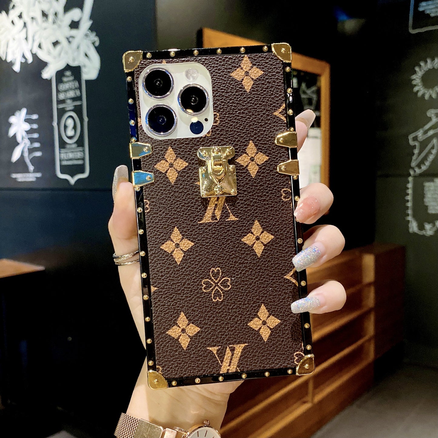 Foreign trade big brand square trendy classic LV brand leather texture mobile phone case