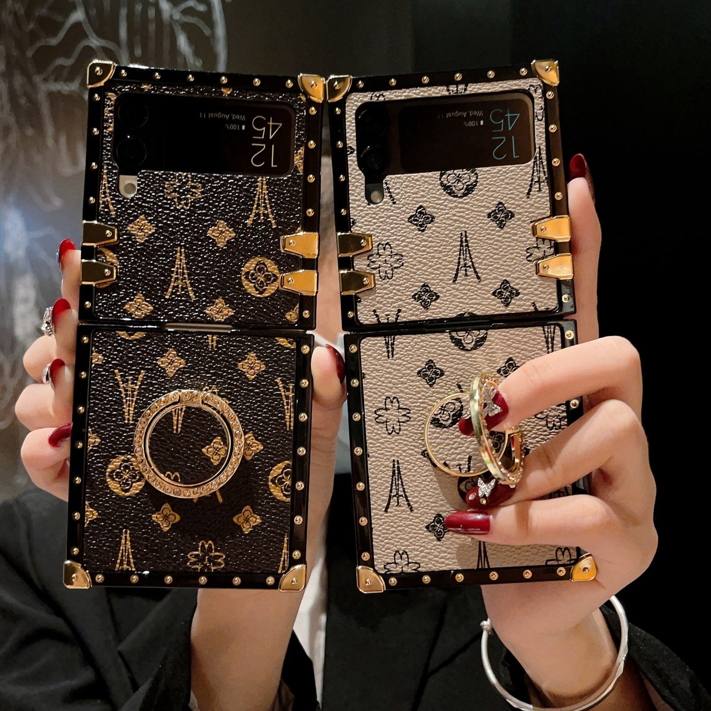 Trendy pattern bracket foldable anti-fall mobile phone case