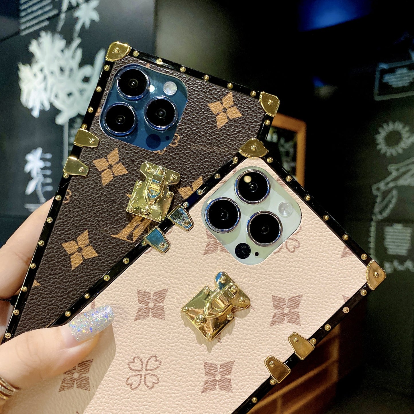 Foreign trade big brand square trendy classic LV brand leather texture mobile phone case