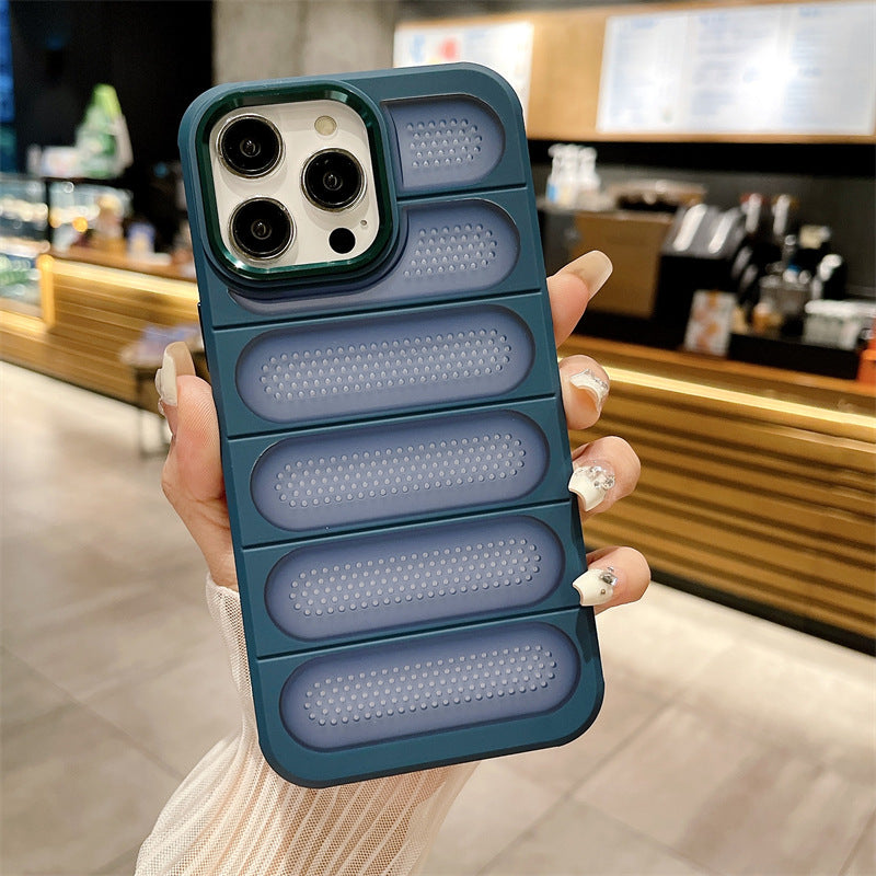 Frosted heat dissipation breathable silicone phone case