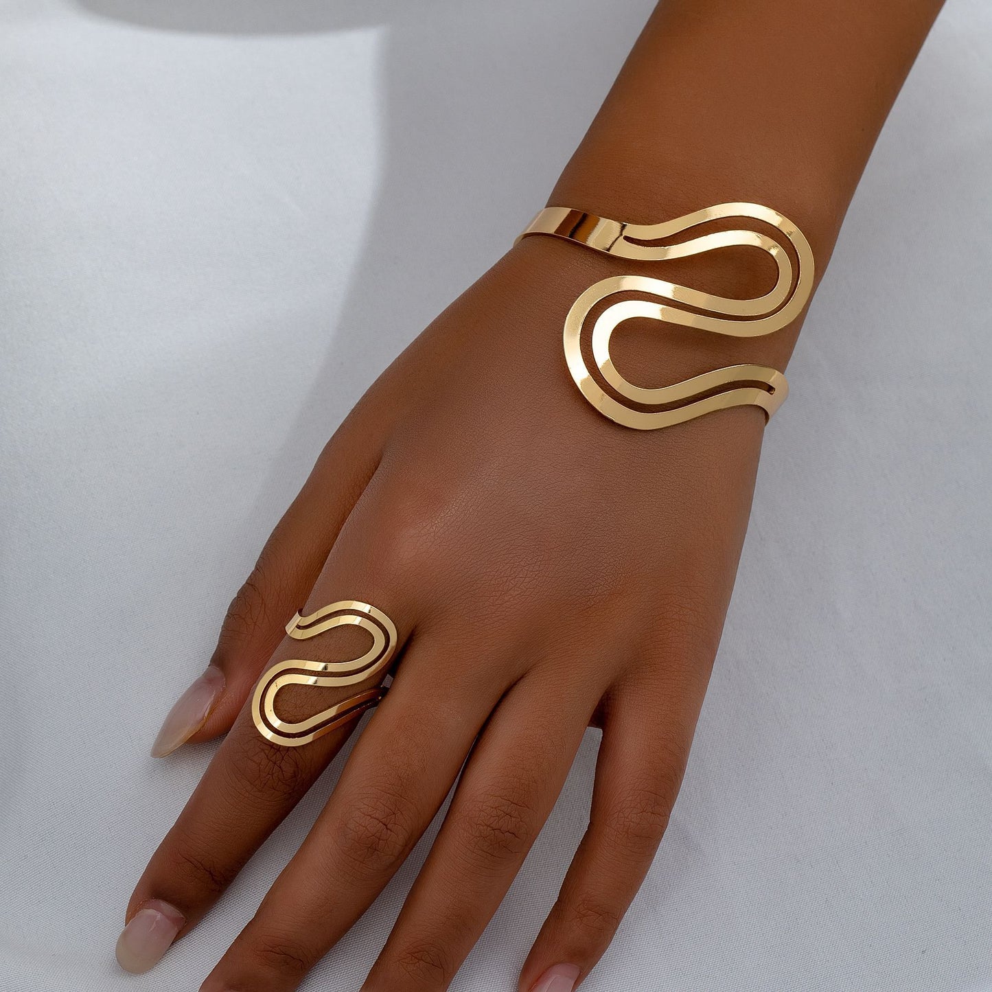 Fashion bracelet ring set