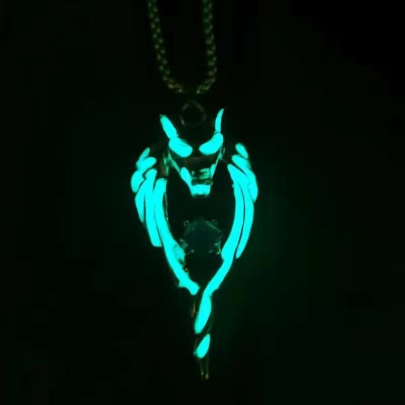 💥💥49% off--Glowing wolf necklace🐺🐺--"SAVE A WOLF"