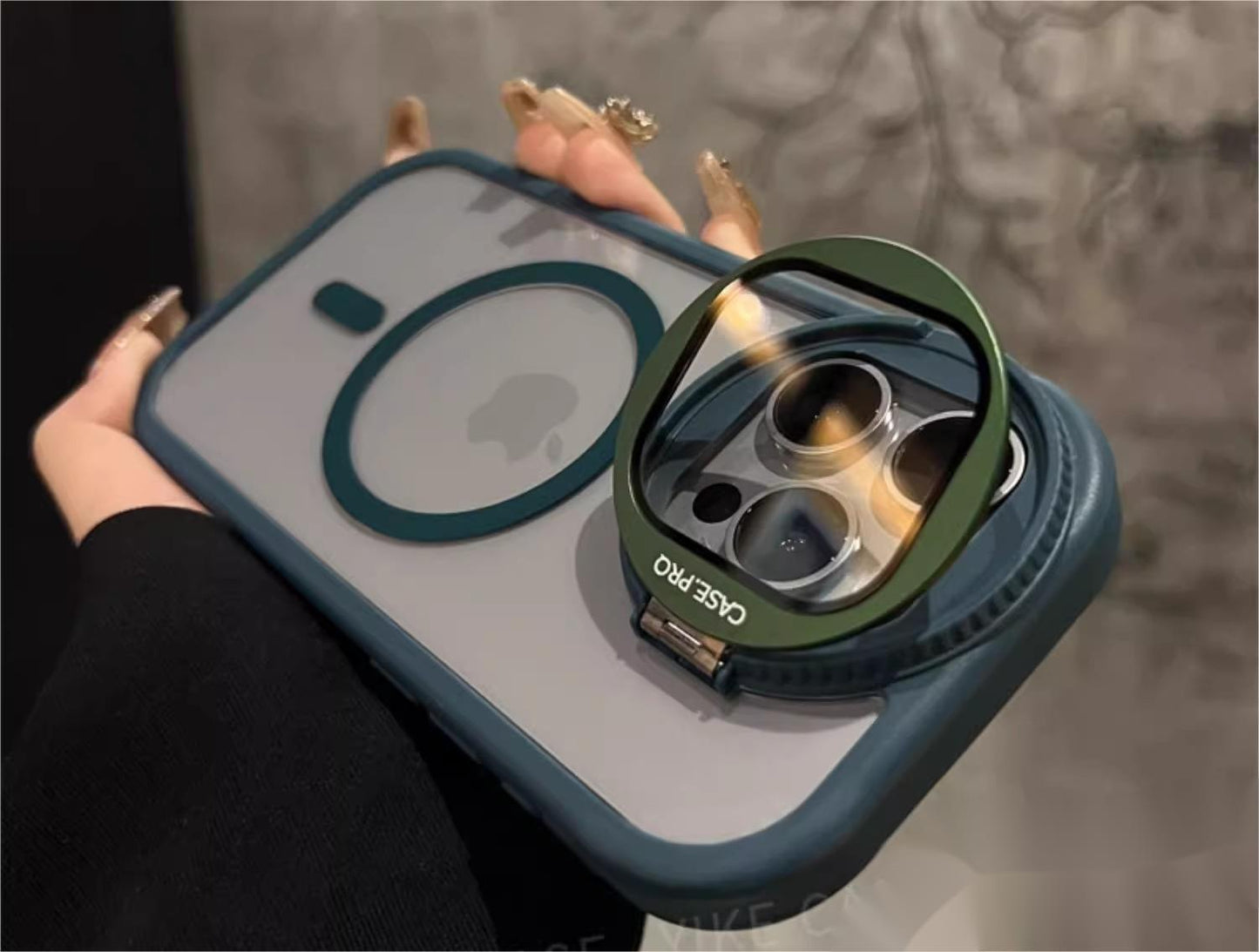 Creative and Fashionable Flip Cover Glasses Holder Magnetic Case