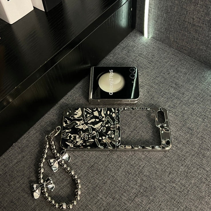 LuxGuard™ Mirror Finish Phone Case with Elegant Bracelet