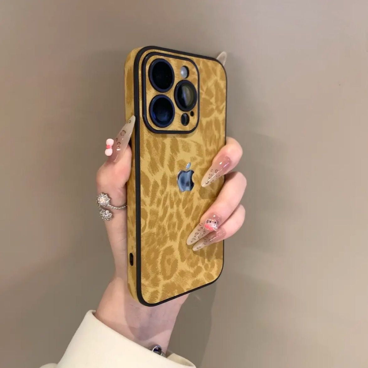 Leopard Skin Phone Case With Lens Film