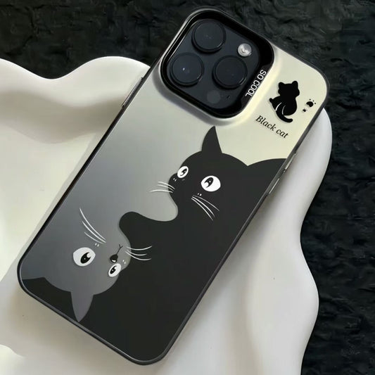 （Treasure Of The Store）INS Style Black And White Kitten Phone Case