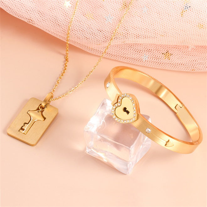 Key to My Heart Couple Key Necklace and Love Lock Bracelet Gift Set