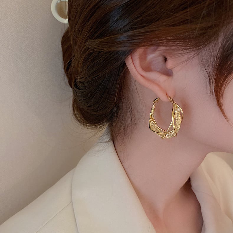 🔥  SALE 49% OFF🔥 - Fashion Twist Earrings